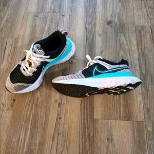 Black and Teal Athletic Nike Sneakers